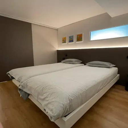 Lovely Loft & Flat * 梅纳焦