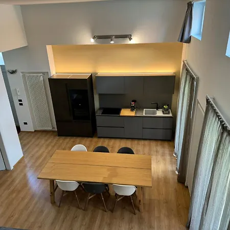 公寓 Lovely Loft & Flat 梅纳焦