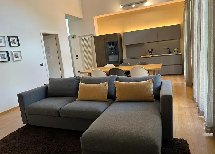 Lovely Loft & Flat Apartment Menaggio