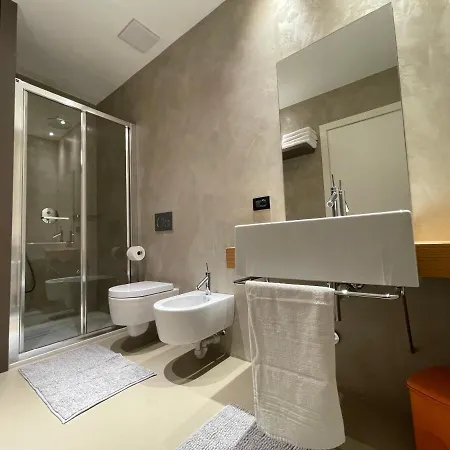 Lovely Loft & Flat Apartment Menaggio