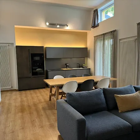 Appartement Lovely Loft & Flat *