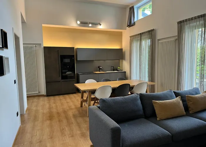 公寓 Lovely Loft & Flat *