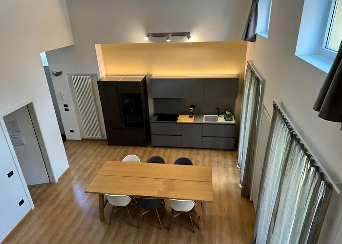 公寓 Lovely Loft & Flat 梅纳焦